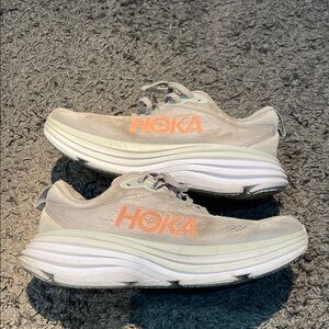 Hoka bondi 8